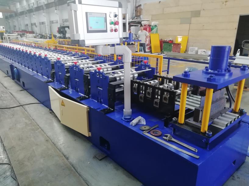 Decorative hidden joint long grid wall panel roll forming machine