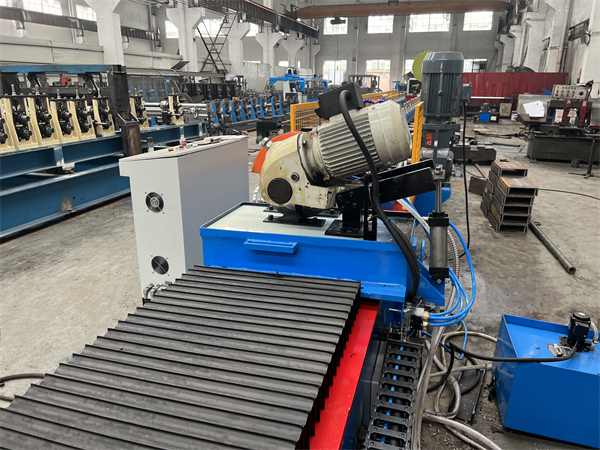 Octagonal pipe roll forming machine 04