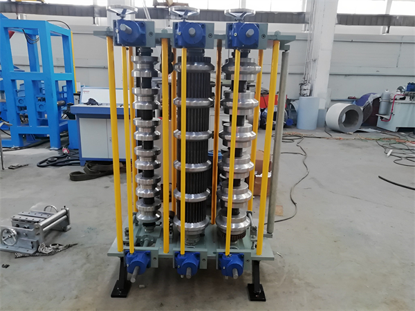 upright roll forming machine
